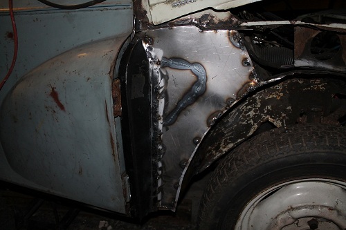 minor  door post.jpg