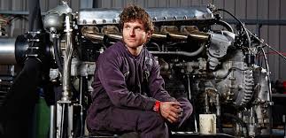 HGV mechanic.jpg